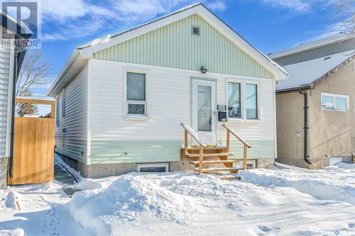 2063 Francis Street, Regina, SK - Outdoor