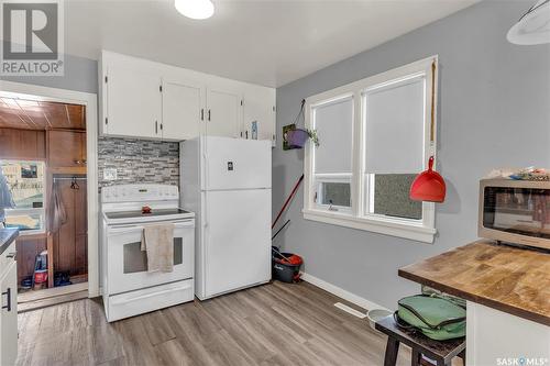 2063 Francis Street, Regina, SK - Indoor Photo Showing Kitchen