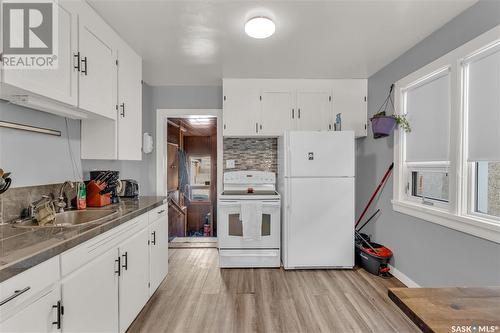 2063 Francis Street, Regina, SK - Indoor Photo Showing Kitchen