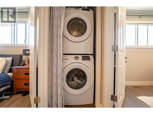 624 Sydney Avenue, Kamloops, BC - Indoor Photo Showing Laundry Room