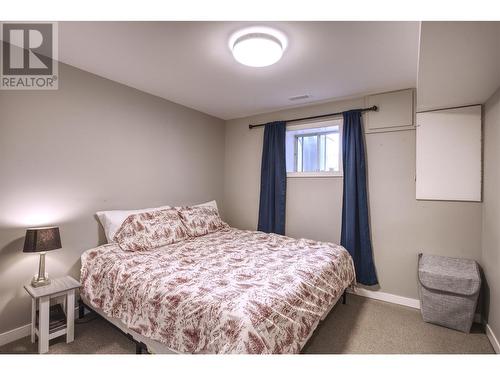 624 Sydney Avenue, Kamloops, BC - Indoor Photo Showing Bedroom