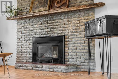 6233 Perth Street, Ottawa, ON - Indoor Photo Showing Living Room With Fireplace