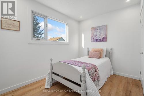 6233 Perth Street, Ottawa, ON - Indoor Photo Showing Bedroom