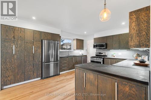 6233 Perth Street, Ottawa, ON - Indoor Photo Showing Kitchen With Upgraded Kitchen