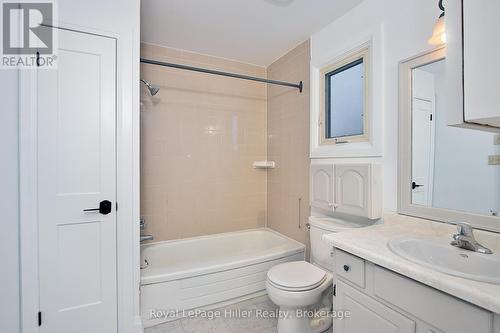 26 Demille Street, Stratford, ON - Indoor Photo Showing Bathroom