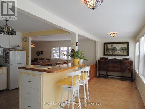 211 Point Road, Grey Highlands, ON - Indoor Photo Showing Kitchen