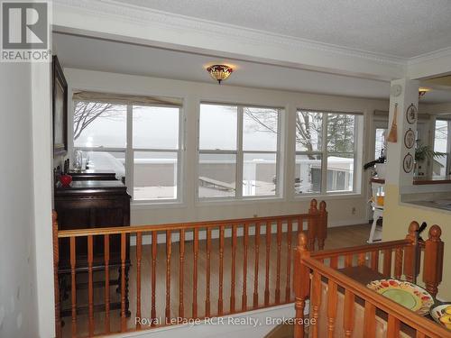 211 Point Road, Grey Highlands, ON - Indoor Photo Showing Other Room