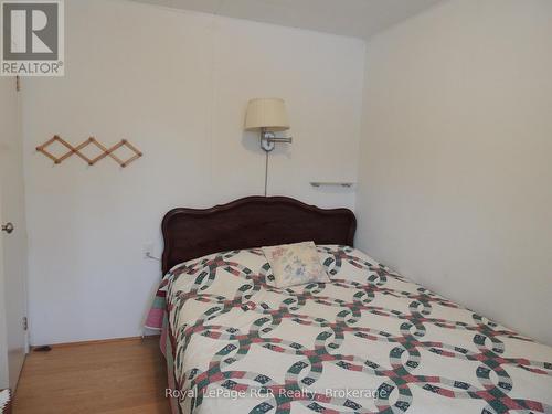 211 Point Road, Grey Highlands, ON - Indoor Photo Showing Bedroom