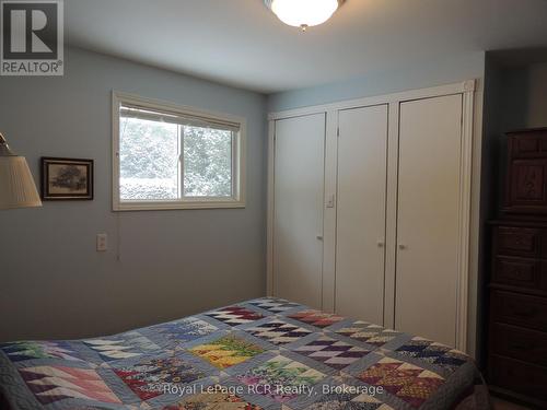 211 Point Road, Grey Highlands, ON - Indoor Photo Showing Bedroom