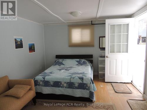 211 Point Road, Grey Highlands, ON - Indoor Photo Showing Bedroom