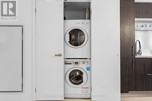 702 - 5 Soudan Avenue, Toronto, ON - Indoor Photo Showing Laundry Room