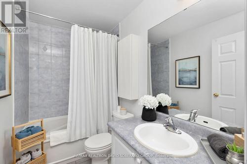 306 - 778 Sheppard Avenue W, Toronto, ON - Indoor Photo Showing Bathroom