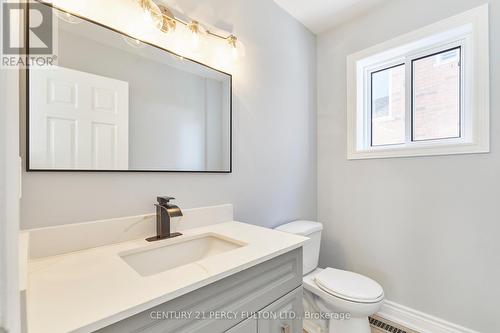 1152 Ashcroft Court, Oshawa, ON - Indoor Photo Showing Bathroom