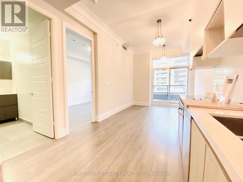 232 - 15 Water Walk Drive, Markham, ON - Indoor Photo Showing Kitchen