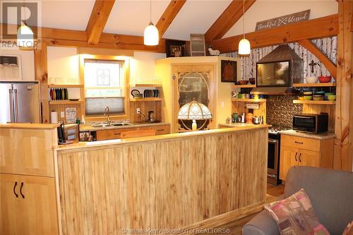 7 Marsh Street, Ridgetown, ON - Indoor Photo Showing Kitchen