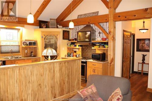 7 Marsh Street, Ridgetown, ON - Indoor Photo Showing Kitchen With Double Sink