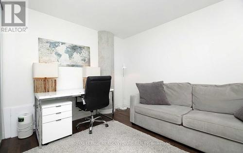 1010 - 560 King Street W, Toronto, ON - Indoor