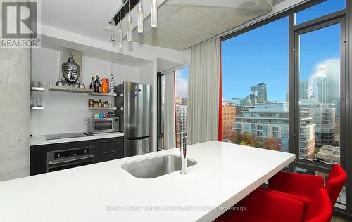 1010 - 560 King Street W, Toronto, ON - Indoor Photo Showing Kitchen With Stainless Steel Kitchen