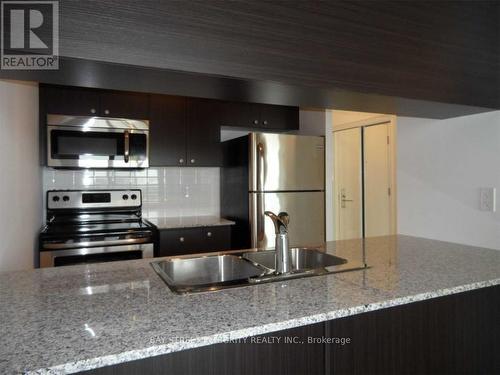 1105 - 275 Yorkland Road, Toronto, ON - Indoor Photo Showing Kitchen With Stainless Steel Kitchen With Double Sink With Upgraded Kitchen