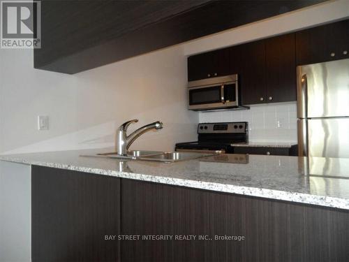 1105 - 275 Yorkland Road, Toronto, ON - Indoor Photo Showing Kitchen With Stainless Steel Kitchen With Double Sink