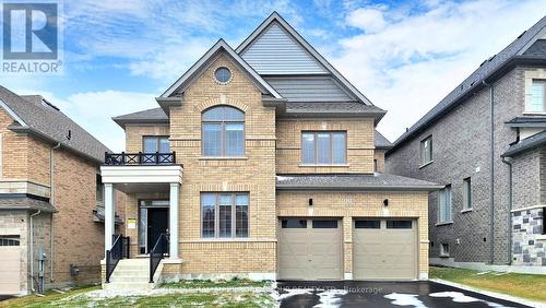 125 Silk Twist Drive, East Gwillimbury, ON - Outdoor With Facade