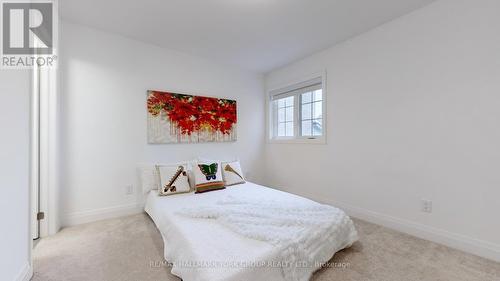 125 Silk Twist Drive, East Gwillimbury, ON - Indoor Photo Showing Bedroom