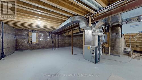 125 Silk Twist Drive, East Gwillimbury, ON - Indoor Photo Showing Basement