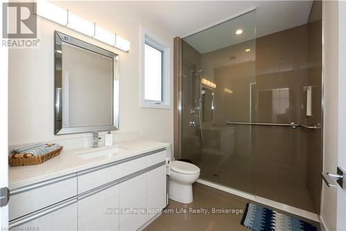 5 Zephyr Heights, North Bay (Airport), ON - Indoor Photo Showing Bathroom