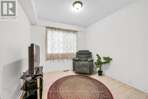 376 Silverbirch Boulevard, Hamilton, ON - Indoor Photo Showing Other Room