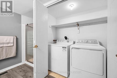 376 Silverbirch Boulevard, Hamilton, ON - Indoor Photo Showing Laundry Room