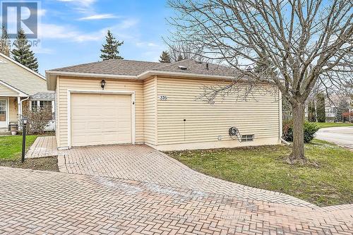 376 Silverbirch Boulevard, Hamilton, ON - Outdoor