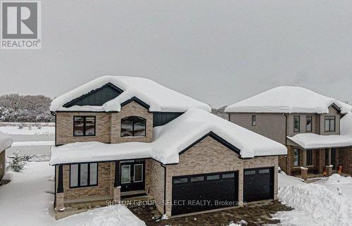 123 Foxborough Place, Thames Centre (Thorndale), ON - Outdoor With Facade