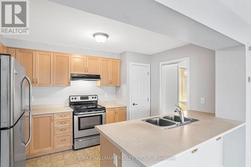 627 Bluegill Avenue, Ottawa, ON - Indoor Photo Showing Kitchen With Double Sink