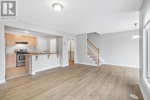 627 Bluegill Avenue, Ottawa, ON - Indoor Photo Showing Kitchen