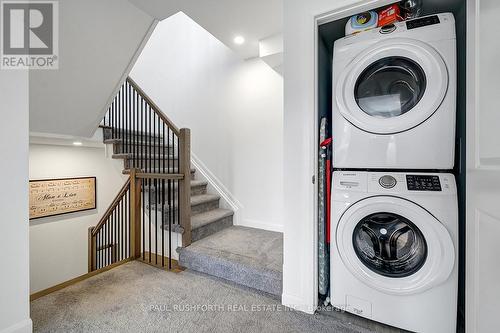 319 Foliage Private, Ottawa, ON - Indoor Photo Showing Laundry Room