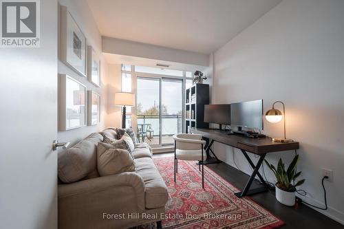 623 - 88 Colgate Avenue, Toronto (South Riverdale), ON - Indoor Photo Showing Living Room