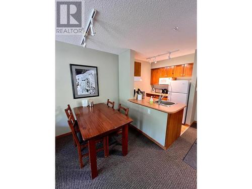 2060 Summit Drive Unit# 313, Panorama, BC - Indoor