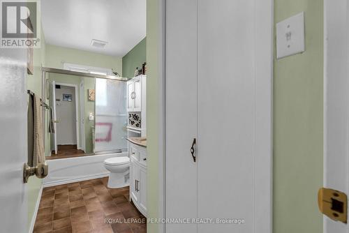 1116 Grand Avenue, Cornwall, ON - Indoor Photo Showing Bathroom