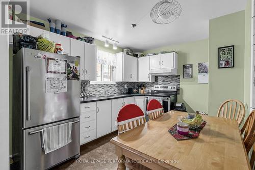 1116 Grand Avenue, Cornwall, ON - Indoor Photo Showing Dining Room