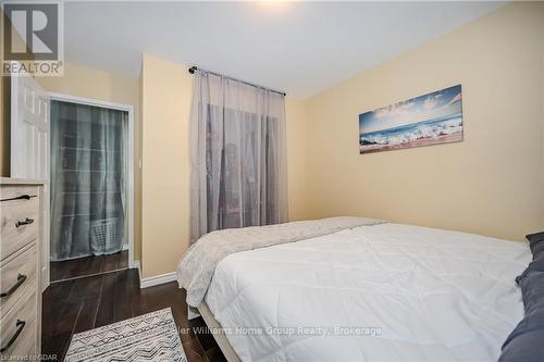 101 - 53 Conroy Crescent, Guelph (College), ON - Indoor Photo Showing Bedroom