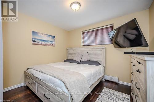 101 - 53 Conroy Crescent, Guelph (College), ON - Indoor Photo Showing Bedroom