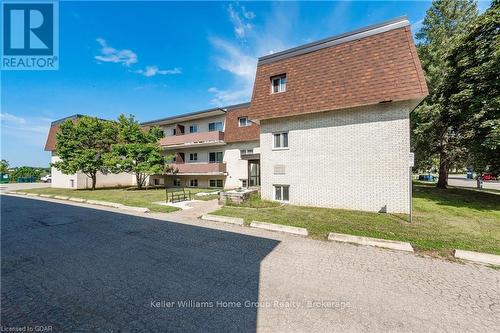 101 - 53 Conroy Crescent, Guelph (College), ON - Outdoor