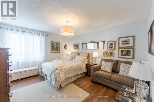 208 - 90 King Street E, Kawartha Lakes, ON - Indoor Photo Showing Bedroom