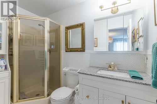 208 - 90 King Street E, Kawartha Lakes, ON - Indoor Photo Showing Bathroom