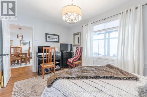 208 - 90 King Street E, Kawartha Lakes, ON - Indoor Photo Showing Bedroom