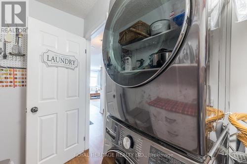 208 - 90 King Street E, Kawartha Lakes, ON - Indoor Photo Showing Laundry Room