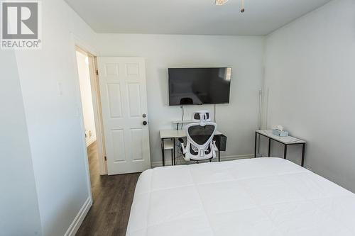 17 Linstedt St, Sault Ste. Marie, ON - Indoor Photo Showing Bedroom