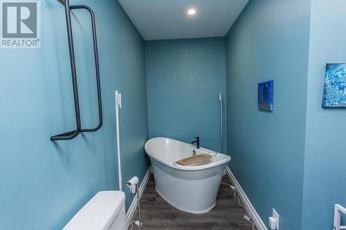 17 Linstedt St, Sault Ste. Marie, ON - Indoor Photo Showing Bathroom