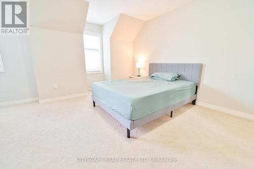 61 Sonoma Valley Crescent, Hamilton, ON - Indoor Photo Showing Bedroom