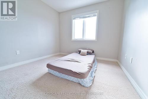 61 Sonoma Valley Crescent, Hamilton, ON - Indoor Photo Showing Bedroom